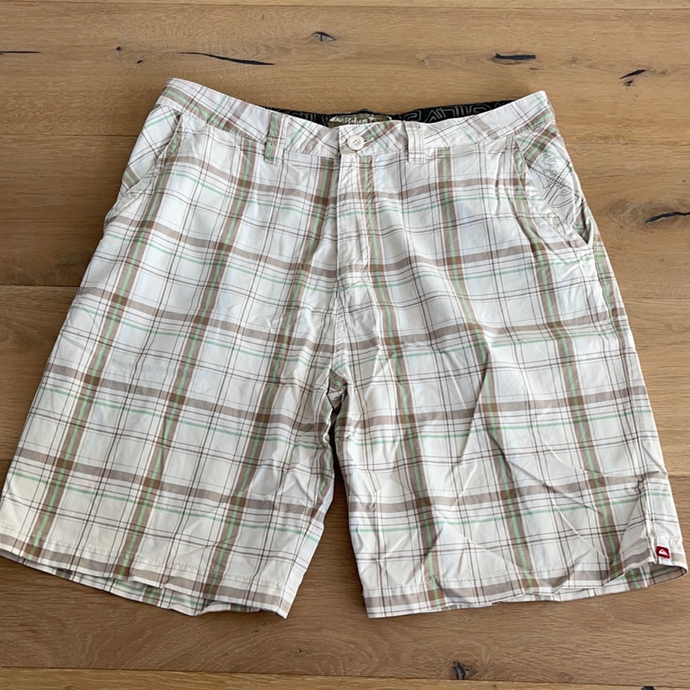 Quicksilver shorts